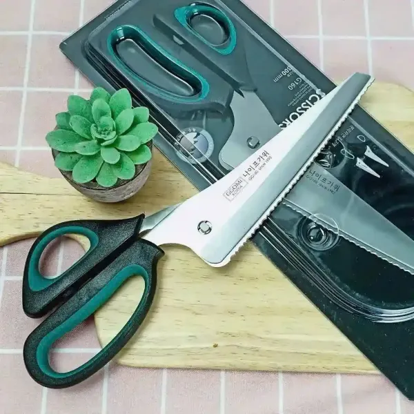 Kéo Cắt Gà Đa Năng GGomi Hàn Quốc GG160